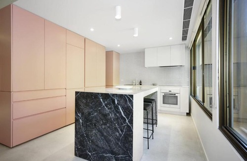 Chinatown Apartment | Bourke Street Urban Retreat