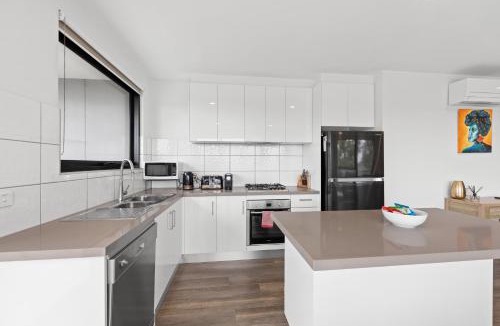 Heidelberg Heights Apartment | Boutique 2BR Apt In Heidelberg