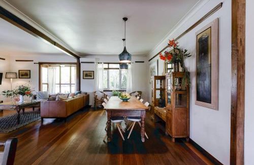 Rosa Brook House | boutique luxury farm stay near beaches & wineries