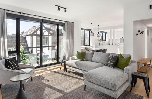 South Yarra Apartment | Boutique Stays - Elmtree