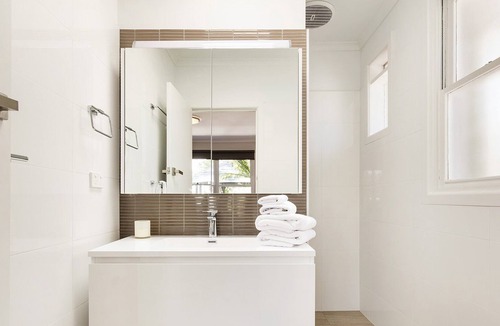Sandringham House | BOUTIQUE STAYS - Sandy Breeze 1