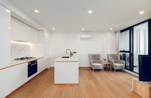 Box Hill Apartment | Box Hill Whitehorse Haven 2B2BApt Free Parking C37