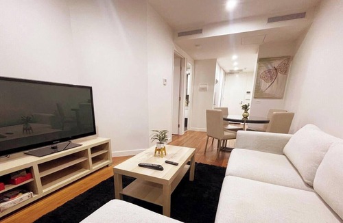 Braddon Apartment | Braddon Bliss - Modern 1Bd 1Bth Haven