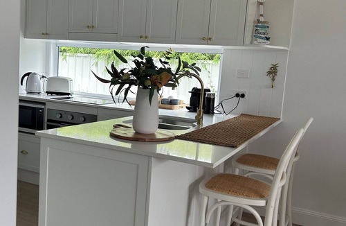 Port Macquarie Villa | BRAND NEW 2 Bedroom Coastal Villa Great location short walk to Shelly Beach
