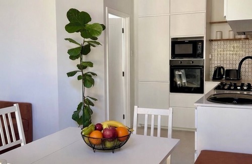 Herron House | Brand New 2x2 Escape | Relax & Unwind