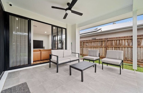 Redland Bay House | Brand New Home | Modern Comfort+ Study & Gym