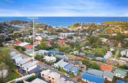 Kiama House | Brand new house, amazing views, walk to the beach!