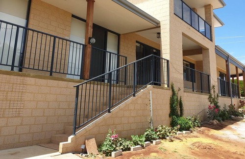 Guilderton Bed & Breakfast | Brand new traditional Bed & Breakfast with river views