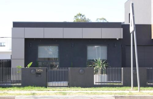 Bonnyrigg House | Brand New Two-Bedroom Granny Flat