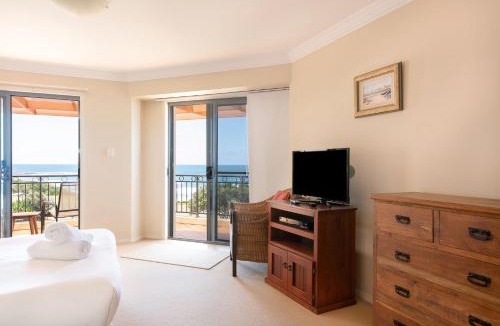 Yamba Apartment | Breakers 1- Unit 10- Stone Real Estate Yamba