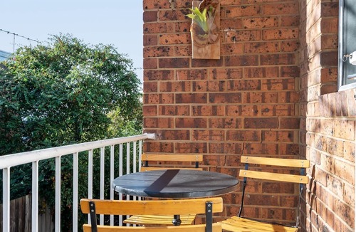 Kingsville Apartment | Bright 1-Bed Retreat in Kingsville