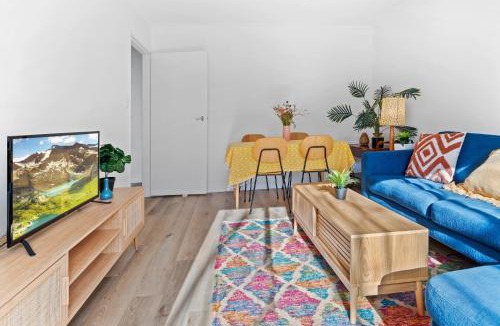 Kingsville Apartment | Bright 1-Bed Retreat in Kingsville