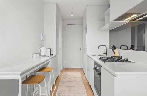 South Melbourne Apartment | Bright 1-Bed Stay Near Crown Melbourne