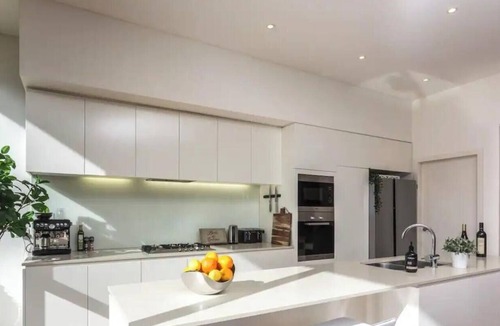 Forrest Apartment | Bright and Spacious Penthouse by Parliament House