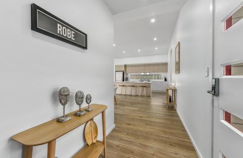 Waterhouse House | Bright & Easy - Address is 7 Cobb & C Way Pet Friendly Inside