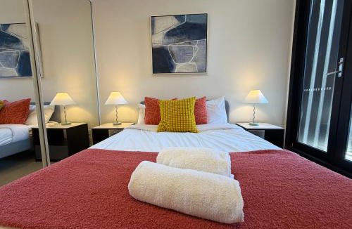 Leichhardt Apartment | Bright Stylish 2B2B Apartment in Leichhardt