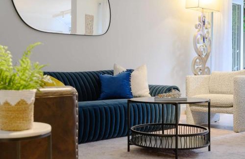 Neutral Bay House | Bright Townhome with Courtyard in Neutral Bay