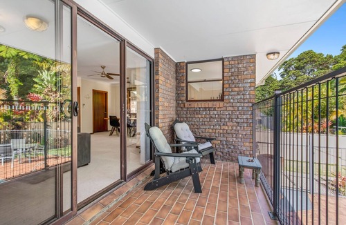 Coffs Harbour House | Brodie Getaway - 3 Brm with Private Pool, Pet Friendly, Near beach and creek.