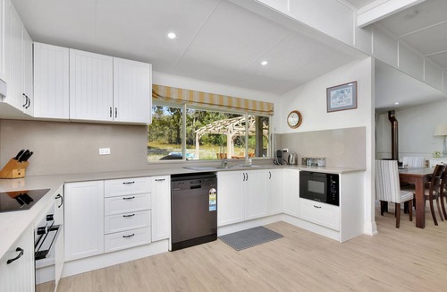 Pokolbin House | Brokenback Vineyard Estate