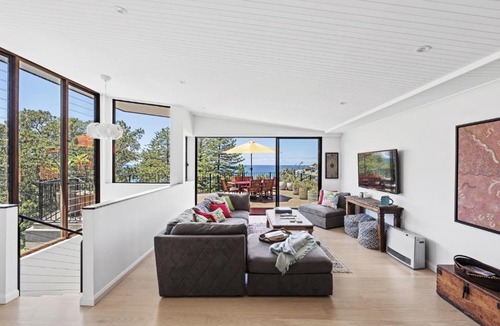 Bronte House | BRON455B - Bronte Beach House with Ocean Views