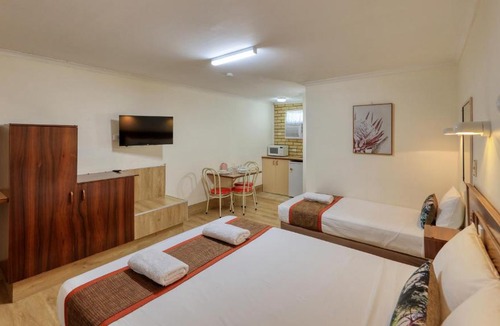 Roma Hotel | Bryants Motel Roma