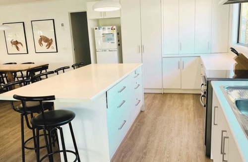 Point Lonsdale House | Buckley's 10 in OLD Lonnie