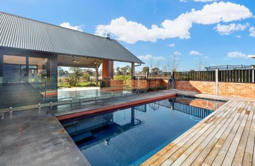 Mansfield House | Buller Peeps