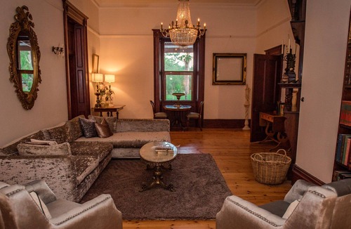 Yankalilla House | Bungala House - Historic mansion with pool on 5 acres, 5 bedrooms/4 bathrooms