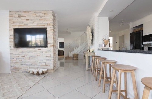 Cervantes House | Bungalow Luxury Beach House - Cervantes WA