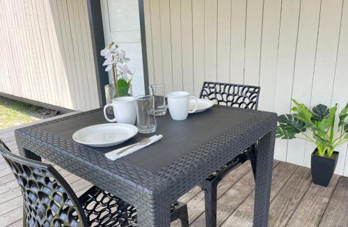 Les Hattes House | Bungaluxe Jealya - Terrasse et Parking