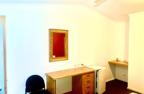 Lake Bennett Apartment | Bunyip Burrows
