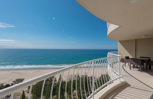 Miami Apartment | Burleigh Surf Apartments