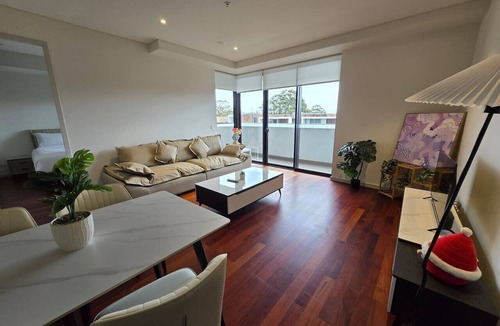 Burwood Apartment | Burwood 2BR 012 APT close Olympic park&CBD
