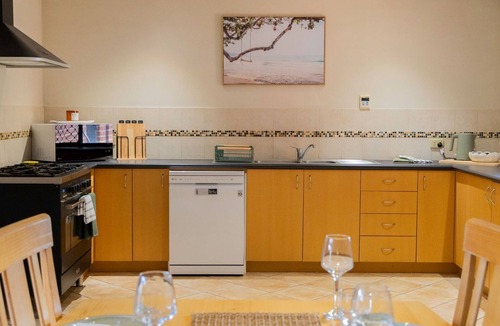 Busselton House | Busselton Breeze – Family & Pet Friendly in Central Busselton