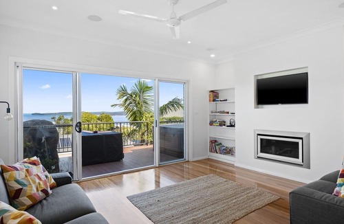 Killcare Heights House | Butlers Beach House at Killcare