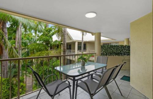 Port Douglas Apartment | Butterfly Escape - Poolside Stay near Beach & Dining