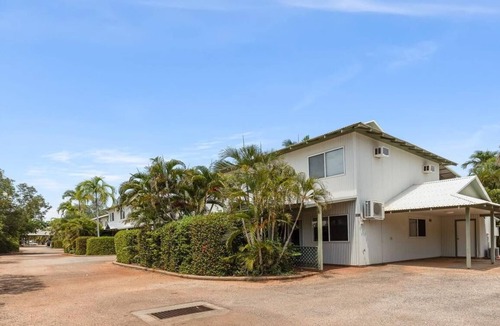 Cable Beach Villa | Cable Beach Gem: Private Resort Villa