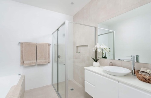 Shoal Bay Villa | CALM @ Shoal Bay - Gorgeous brand new, modern home