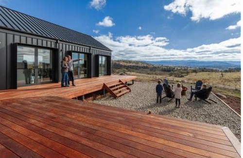 Jindabyne House | Camber Farmhouse
