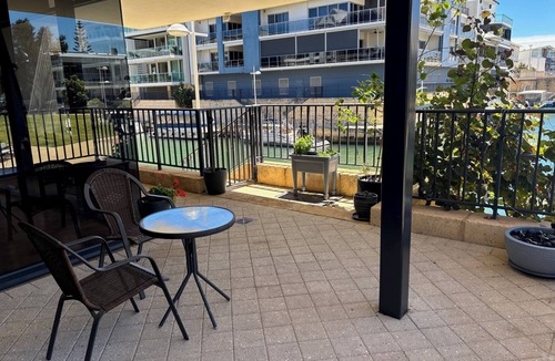 Mandurah Apartment | canal vacation, close to many restaurantsand bars
