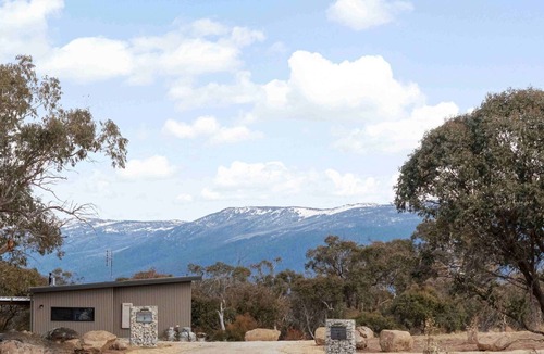 Hill Top Cabin | Candlebark Retreat Eco Retreat