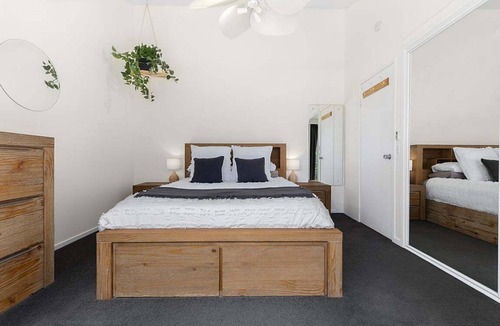 Jindabyne Resort | Candlebark Retreat - Jindabyne