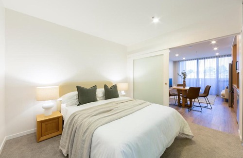 Phillip Apartment | Canopy Collective - Boutique 1 BR Apartments