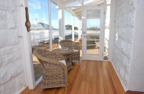 Portland West House | Cape Nelson Lighthouse