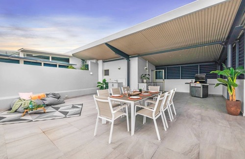 Cullen Bay Apartment | Captains Lookout Penthouse Living at Cullen Bay