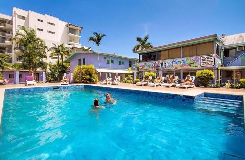 Cairns Hostel | Caravella Backpackers