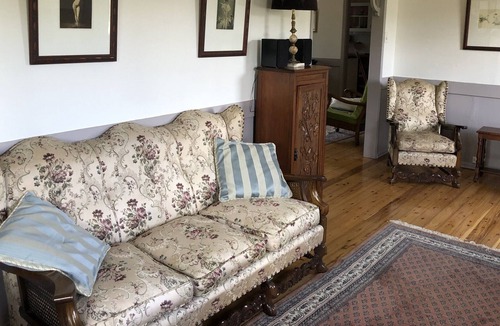 Katoomba Cottage | Carinya Cottage - Two Bedroom Cottage, Sleeps 4