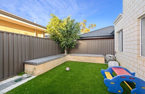 Carlisle House | Carlisle 4BR Family Home 3 Miles To Optus Stadium