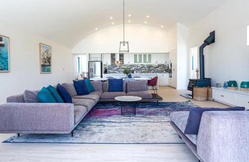 Margaret River House | Carpe Mykonos - BRAND NEW HOME - bushland retreat