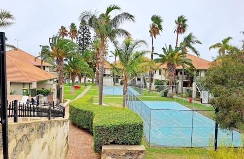 Mandurah Apartment | Carras Loft Villa Near the Sea Sleeps 5